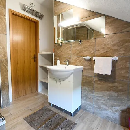 Donji Lepuri Дом отдыха