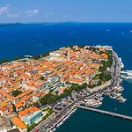 Dom wakacyjny Donji Lepuri Lisicici